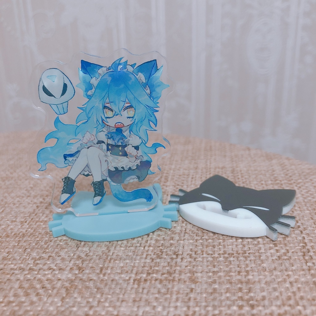メイドイデア君のアクリルスタンド