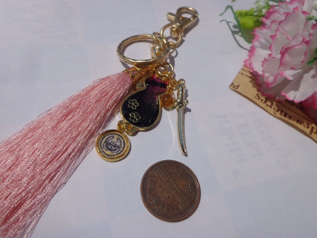 刀剣乱舞 燭台切光忠 イメージ キーホルダー バッグチャーム