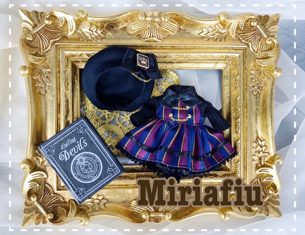 レジメンタルストライプニットワンピB