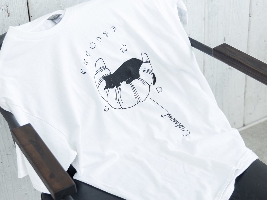 夜空のCroissantTシャツ