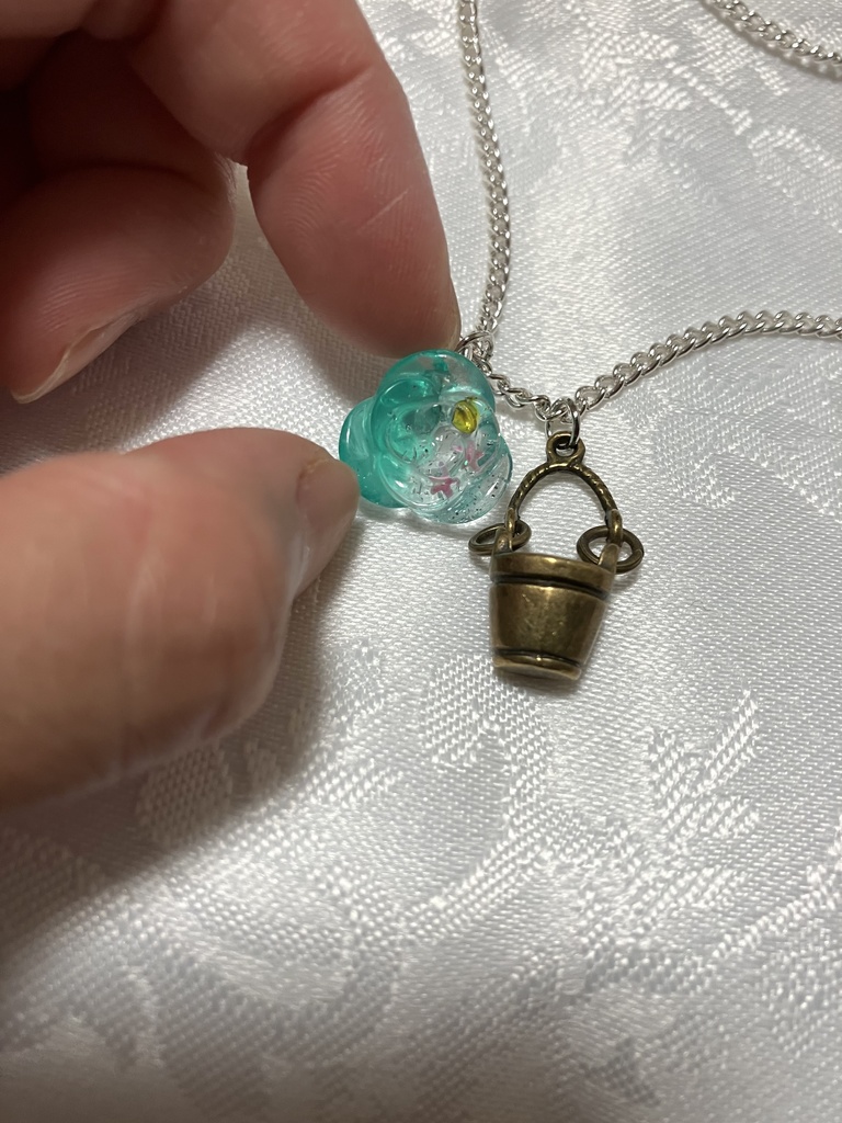 カンナイメージペンダント