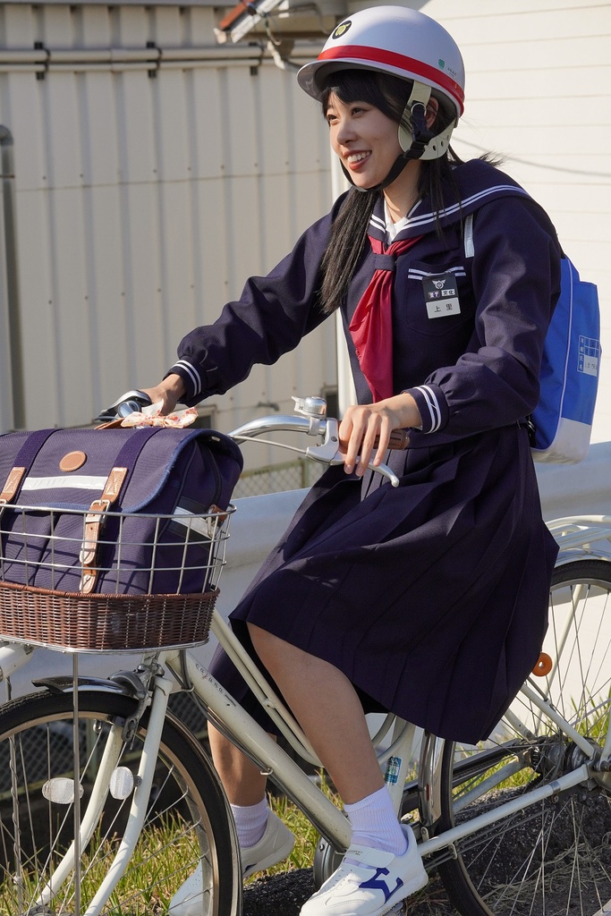 「ジェネリック女子学生™」プロジェクト 鴨方中学校編