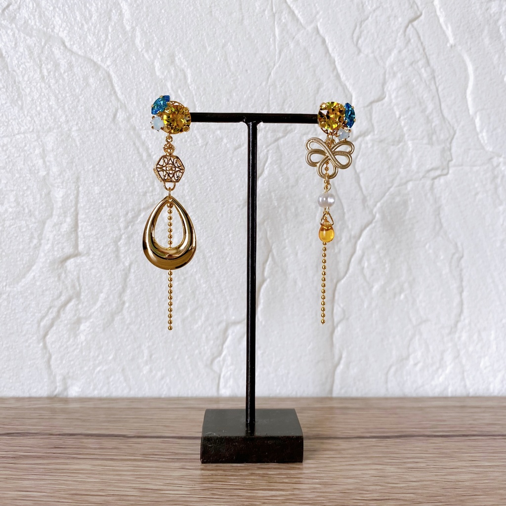 にじさんじ 緋八マナ イメージ ピアス イヤリング 【crystal series】