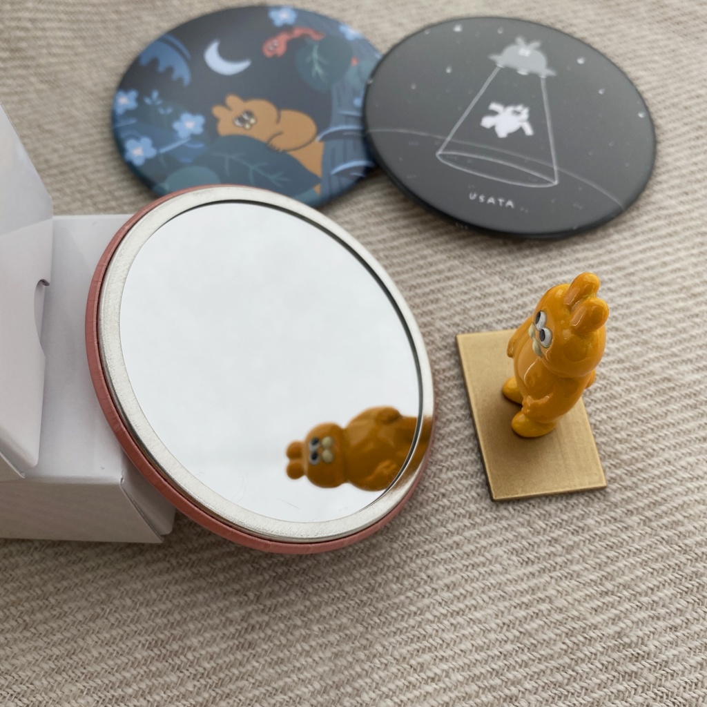 うさた缶ミラー