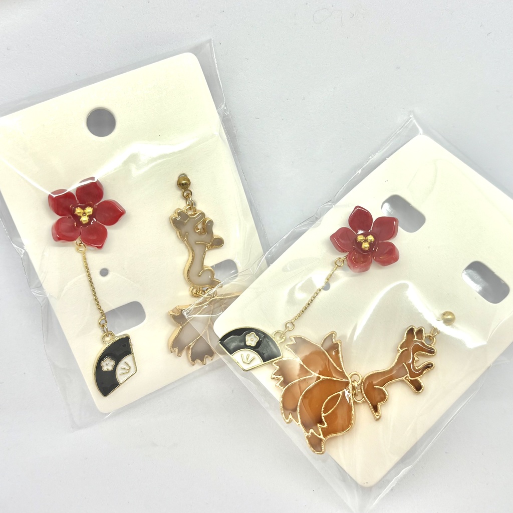 HQ!稲荷崎風　キツネモチーフピアス