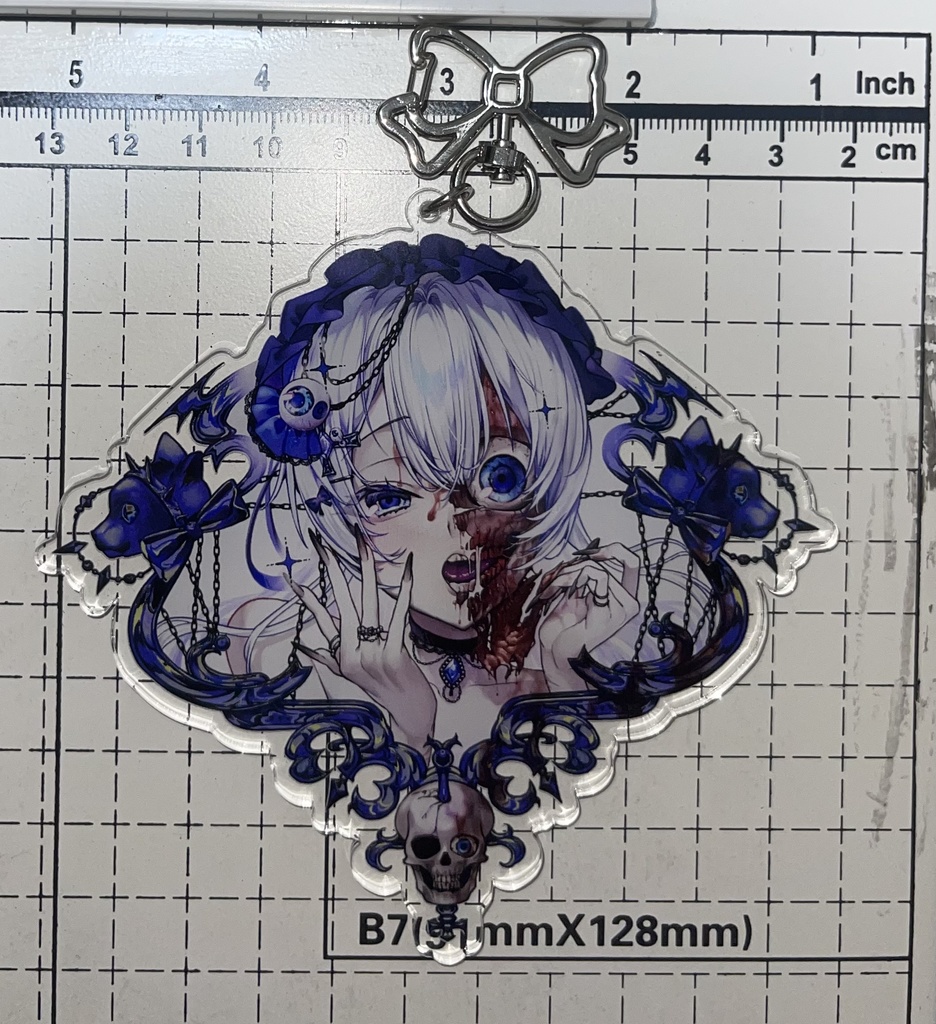 ちょっとグロいアクキー