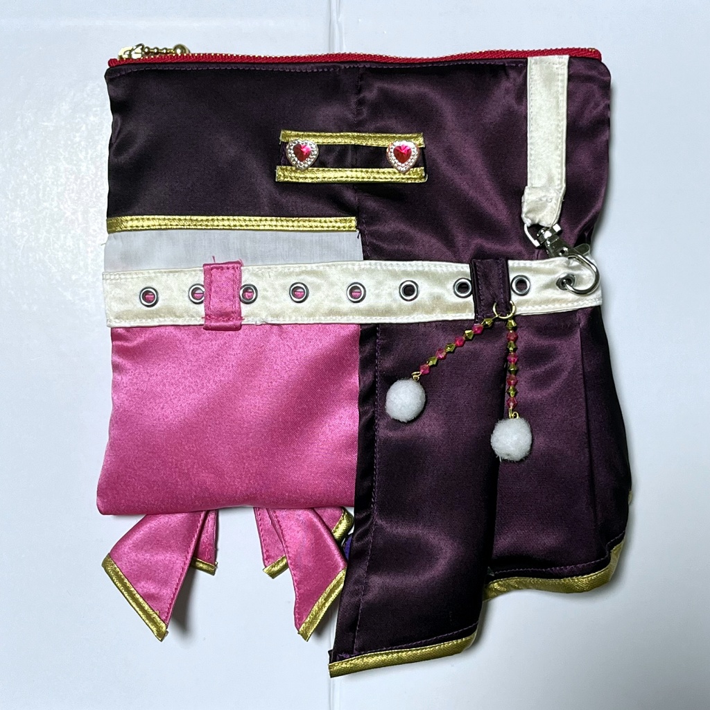 衛藤美沙希ポーチ