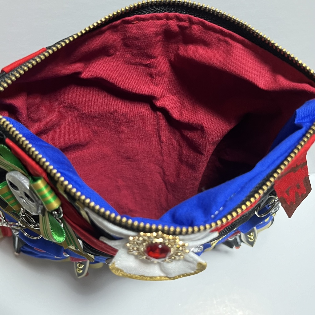 白坂小梅ポーチ