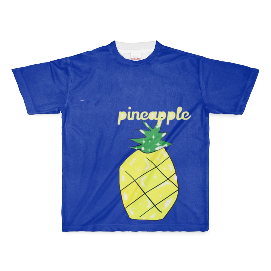 大きなパイナップルのTシャツ