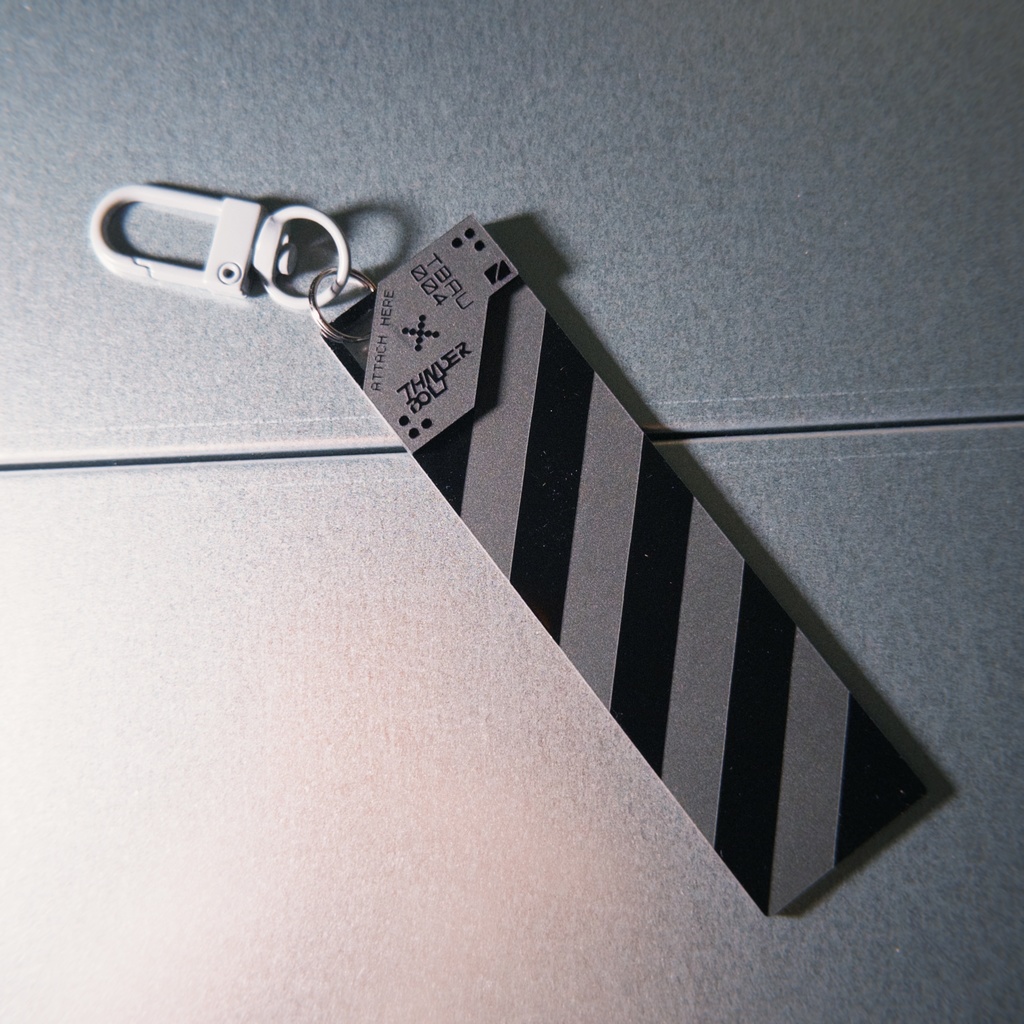 THUNDERBOLT ACRYLIC UNIT 004