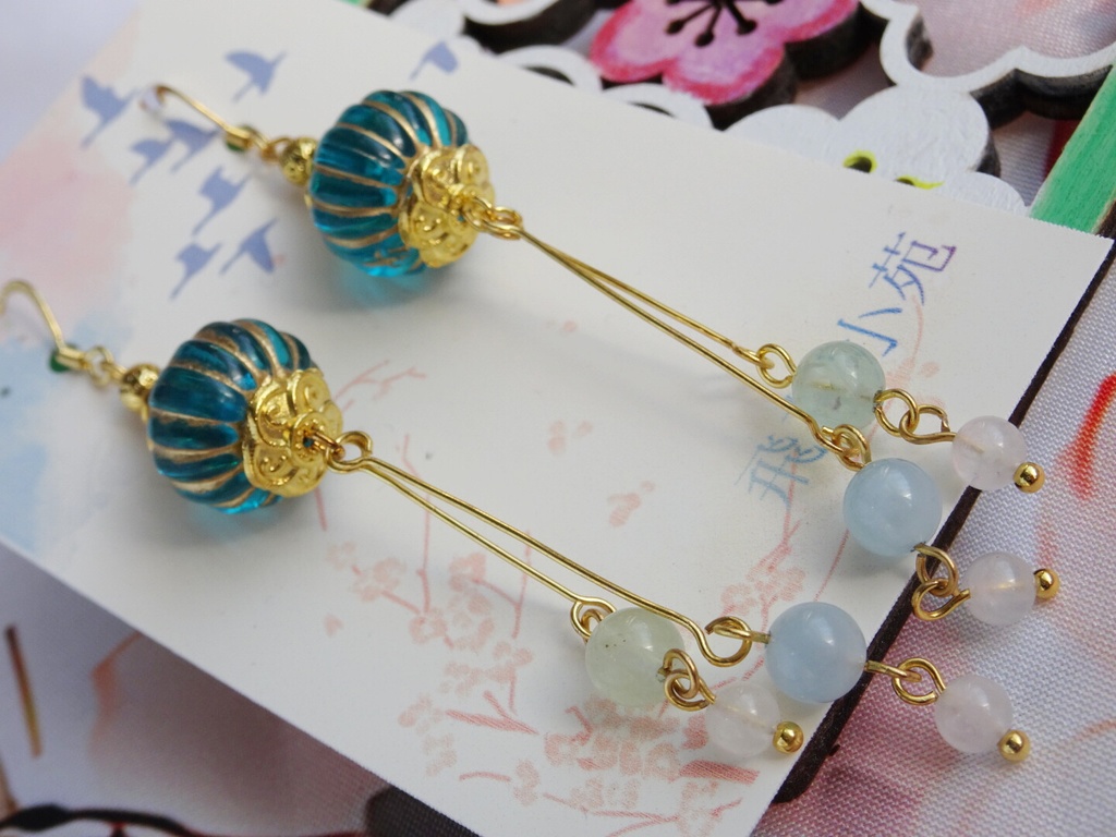 天灯イヤーアクセサリー・碧(ピアス・イヤリング)