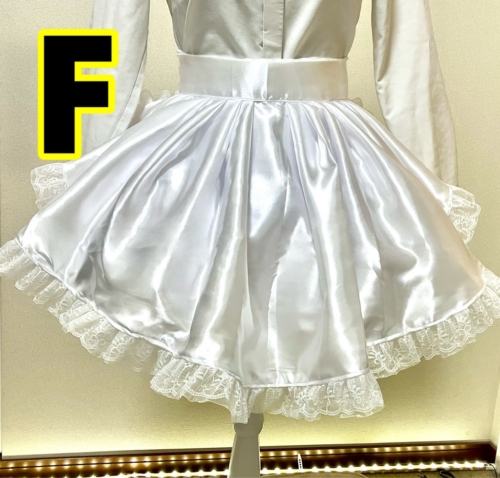 ˚✧₊⁎生地たっぷり使用のメイドフリルエプロン⁎⁺˳✧༚