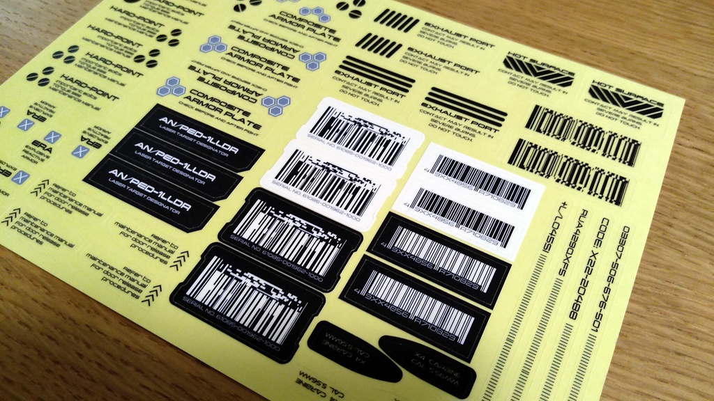 No.002 ウェポンアーマー&バーコード ステッカーA