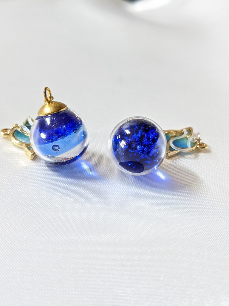 土星の樹脂ノンホールピアス