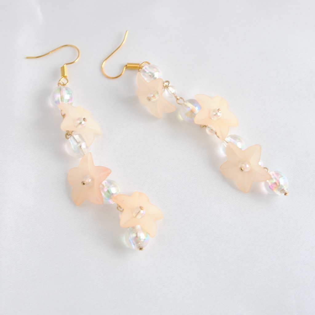 泡の花ロングピアス(イヤリング変更可)