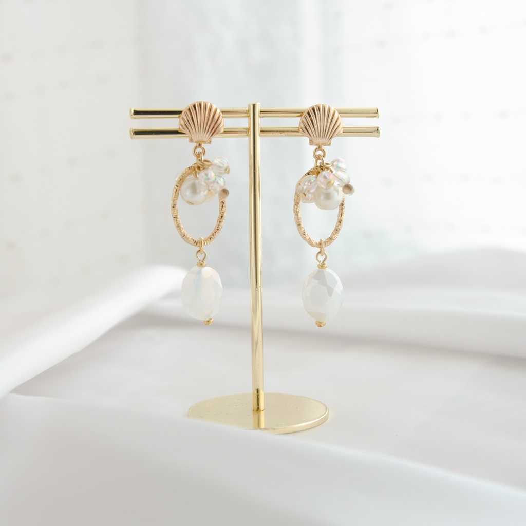 海の宝石のピアス