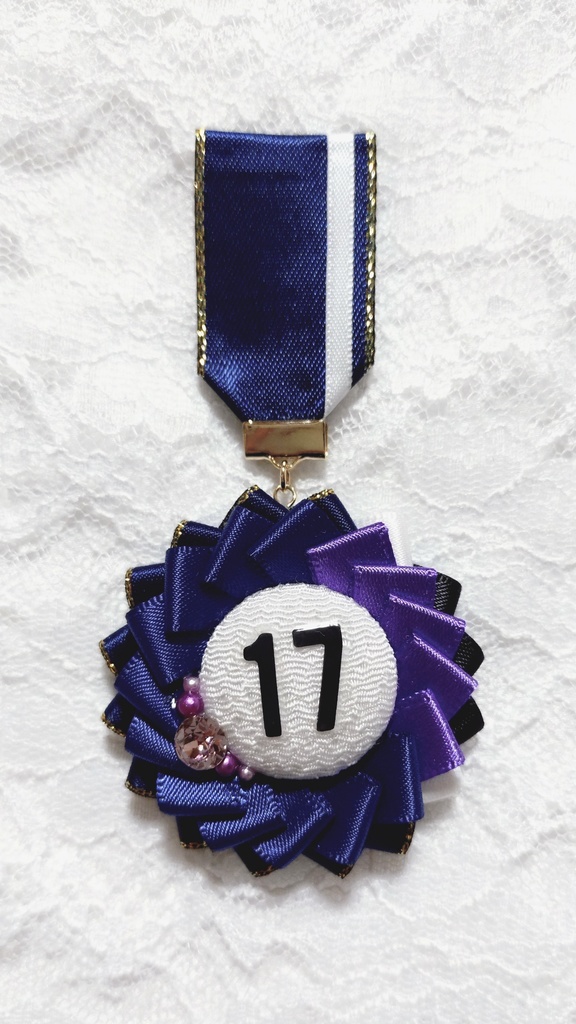 刀剣男士イメージ　勲章ブローチ　数珠丸恒次