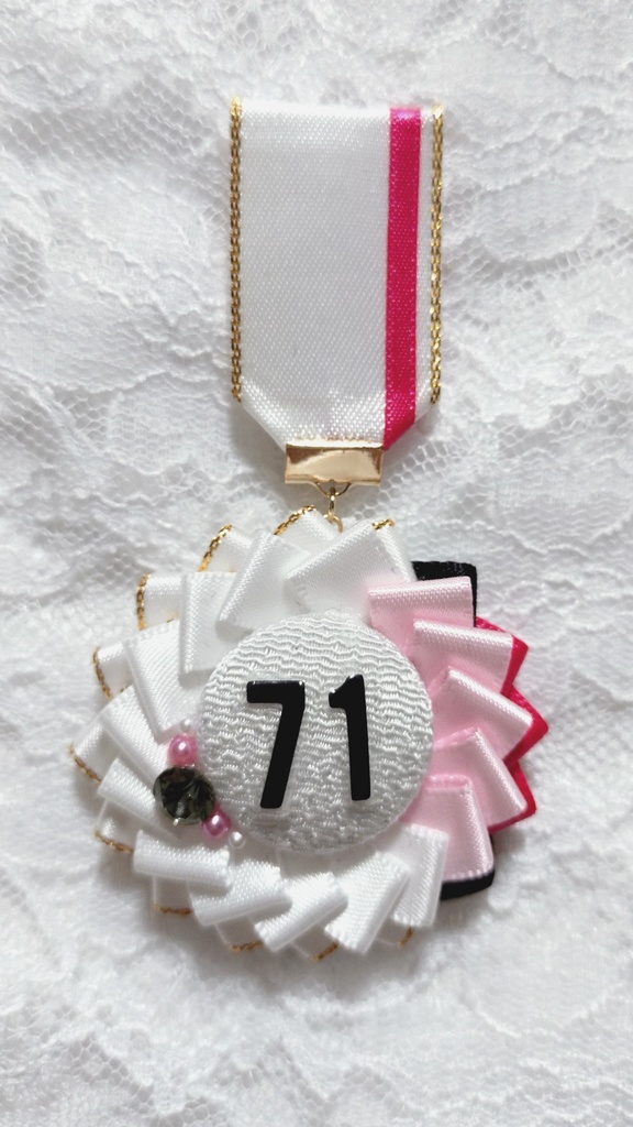 刀剣男士イメージ　勲章ブローチ　亀甲貞宗