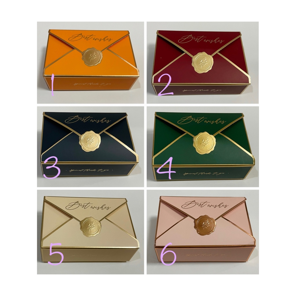 アシメントリー ピアス