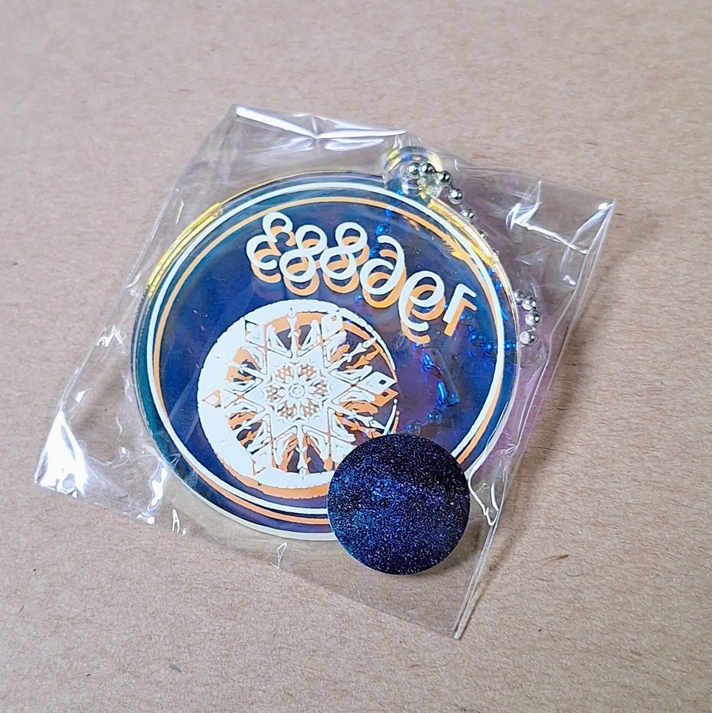 愛憎イメージアクキー