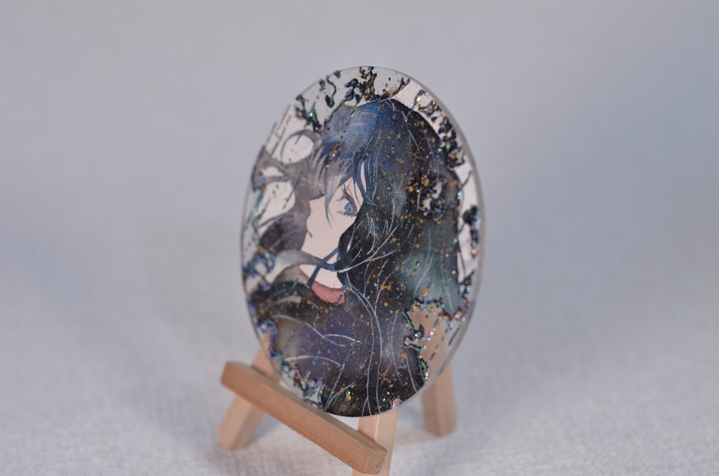 手描きイラスト 「きらめきの雨が降る」 オリジナル 女の子 アクリル板 円型サイズ 原画 透明水彩