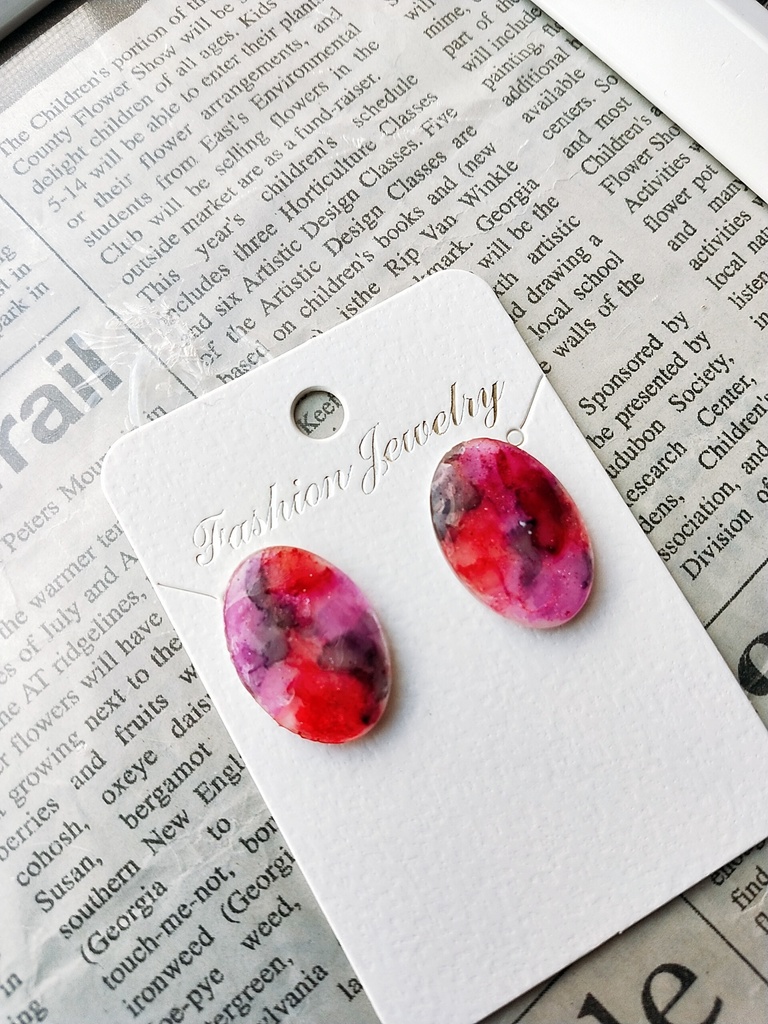 にじみピアス 円柱