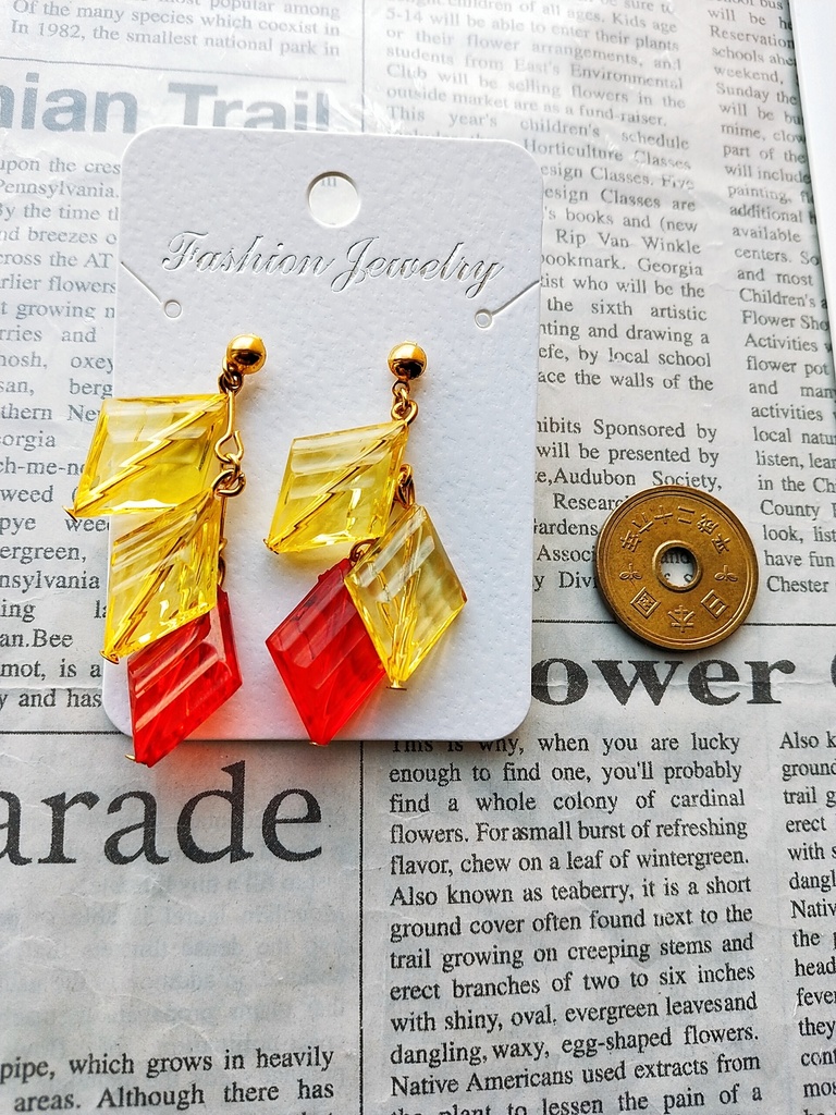 秋色ひし形ピアス
