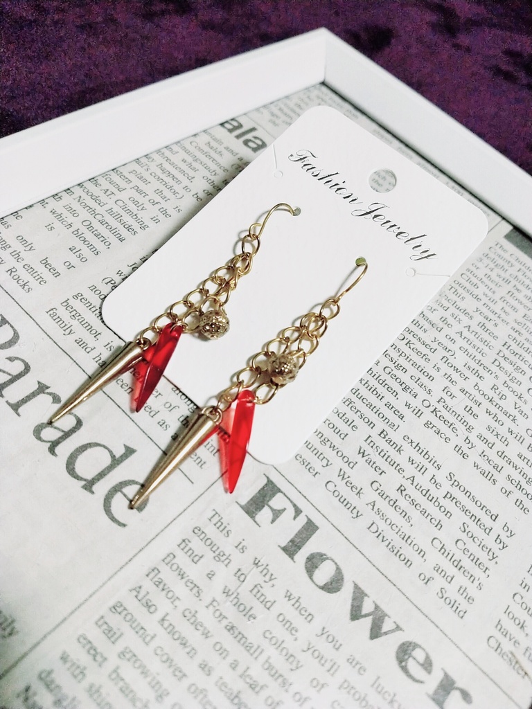 シンプル系大人ピアス