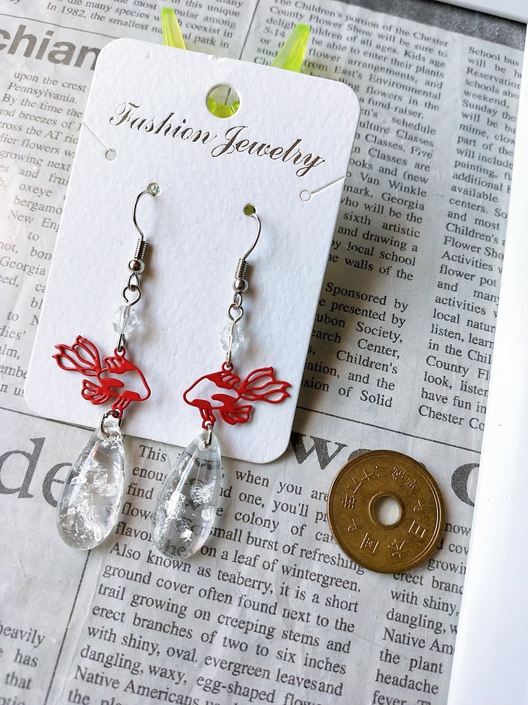金魚レジンピアス2個セット