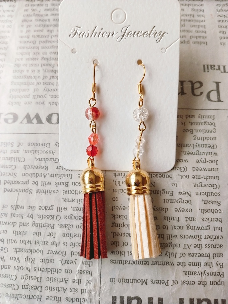バイカラー 赤×白 タッセルピアス