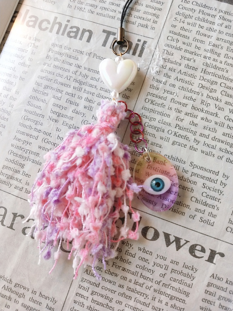 夢かわ タッセルストラップ