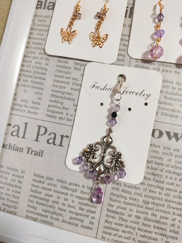 紫色ピアスセット