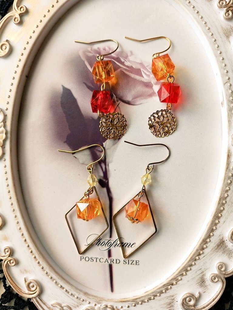 2点セットオレンジ×赤 イメージピアス