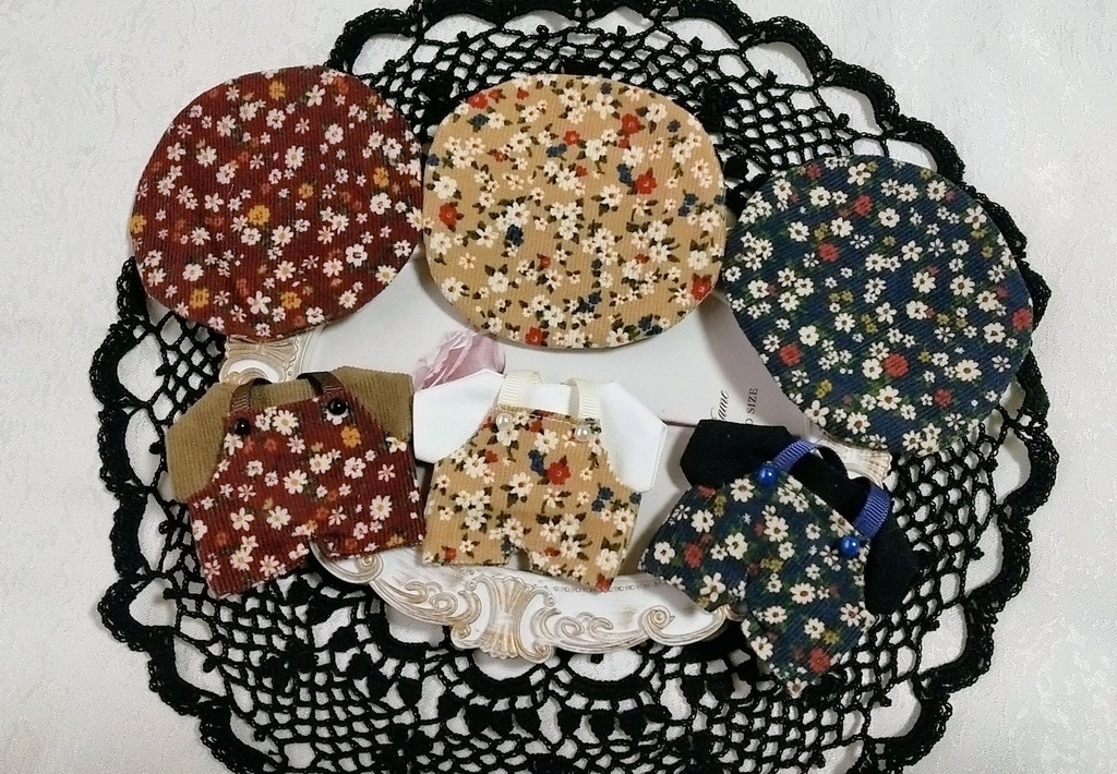 【花柄】サロペット+Tシャツ+帽子3点セット