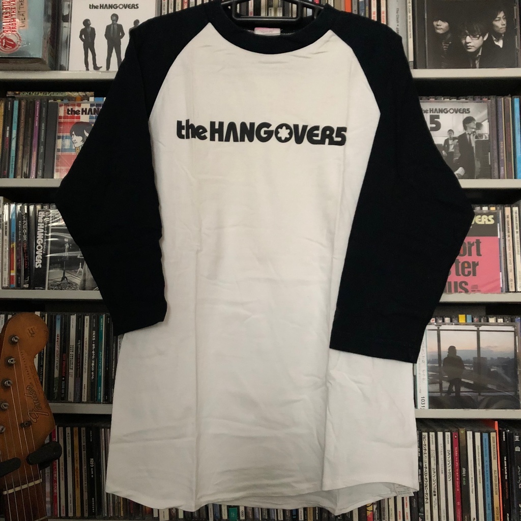 the HANGOVERS 「5」ラグランTシャツ 白黒 Sサイズのみ