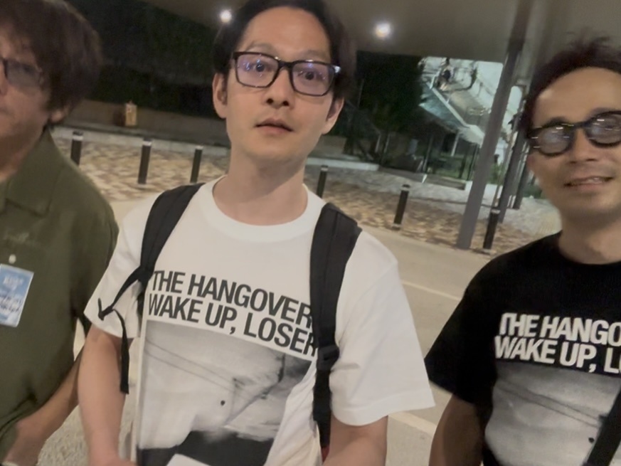 THE HANGOVERS "WAKE UP, LOSER" T-Shirt