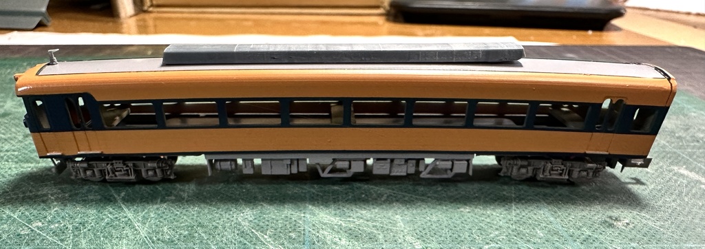 1/150 Nゲージ 近畿の10400形更新後タイプ 床板付ベースキット版