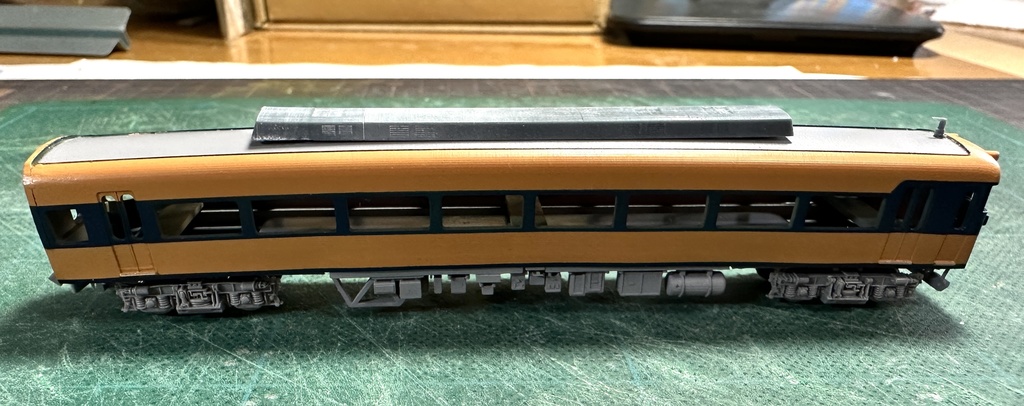 1/150 Nゲージ 近畿の10400形更新後タイプ 床板付ベースキット版