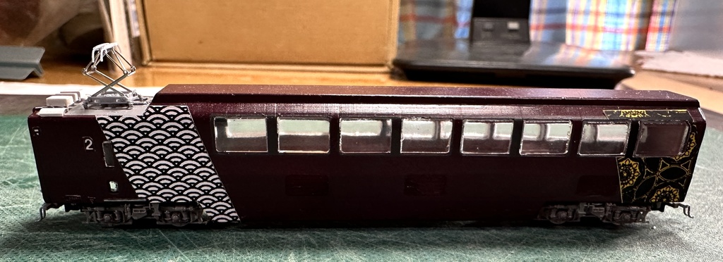 1/150 Nゲージ 近畿の団体専用列車 更新後タイプ 床板付ベースキット版