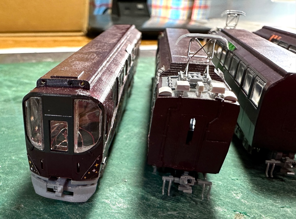 1/150 Nゲージ 近畿の団体専用列車 更新後タイプ 床板付ベースキット版