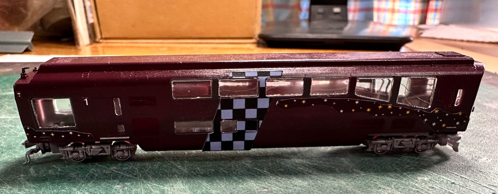 1/150 Nゲージ 近畿の団体専用列車 更新後タイプ 床板付ベースキット版