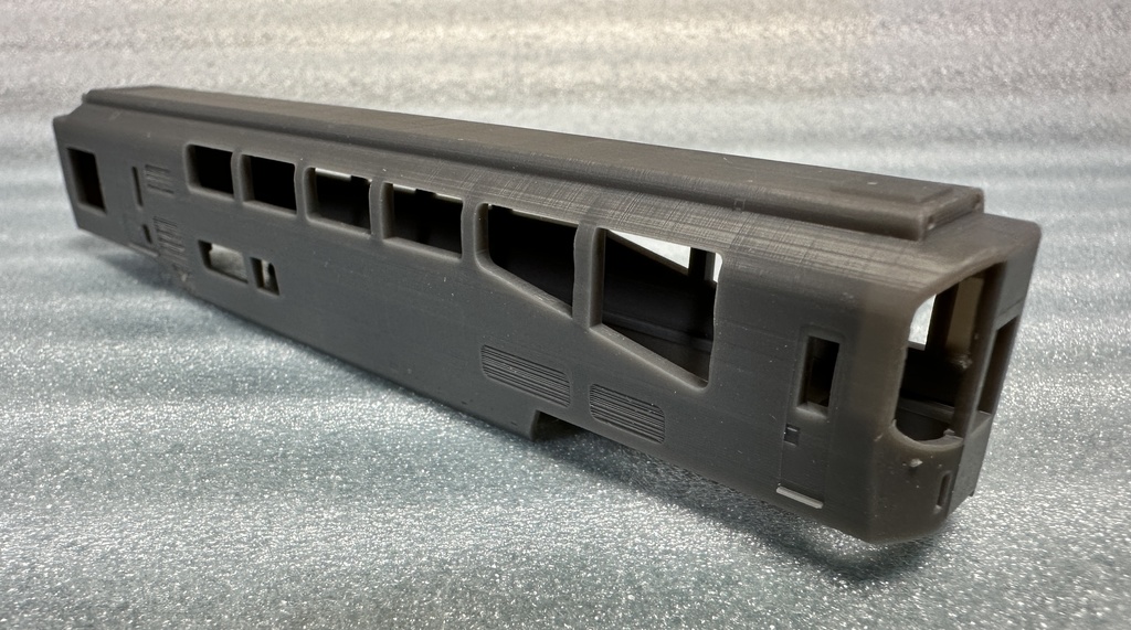 1/150 Nゲージ 近畿の団体専用列車 更新後タイプ 床板付ベースキット版