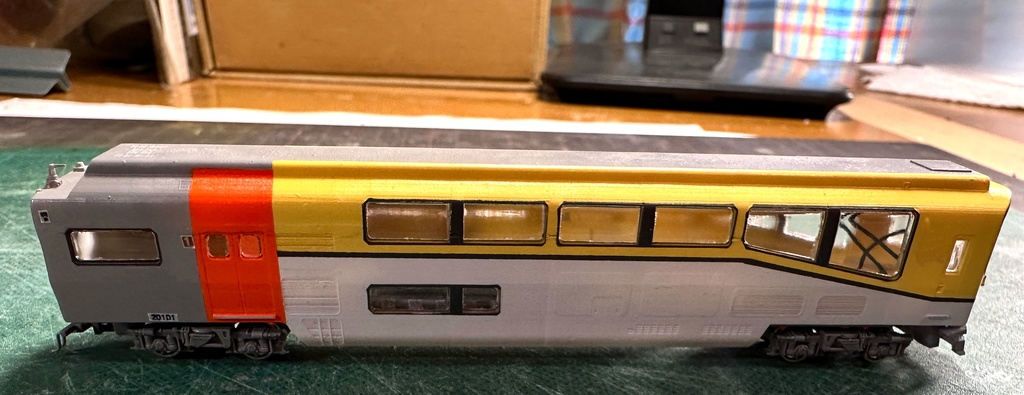 1/150 Nゲージ 近畿の団体専用列車 更新前タイプ 床板付ベースキット版