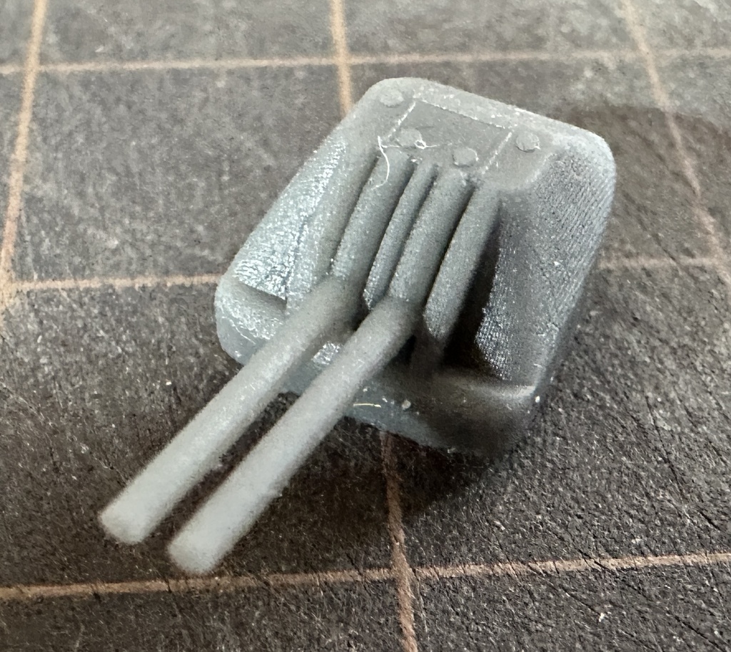 1/700 長12.7㎝連装高角砲(レッドサンブラッククロス)4個入り