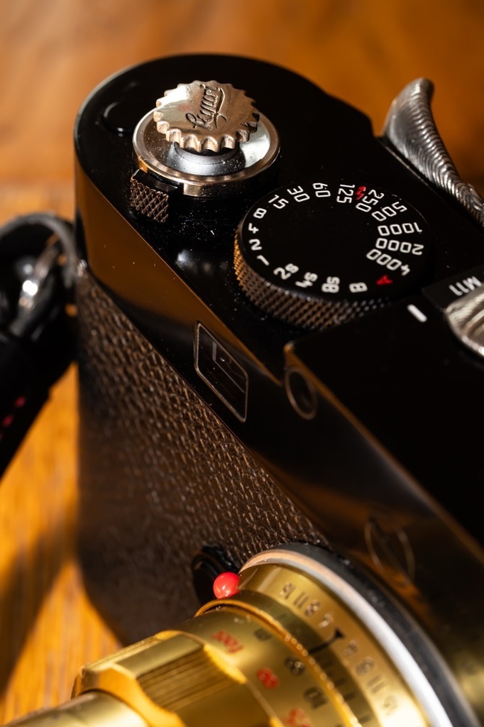 「Kyuri」オリジナル シャッターレリーズボタン(真鍮/純銀)