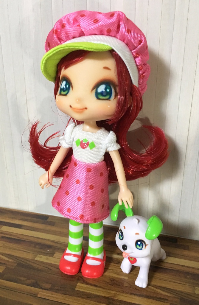 ストロベリーショートケーキのカスタムドール