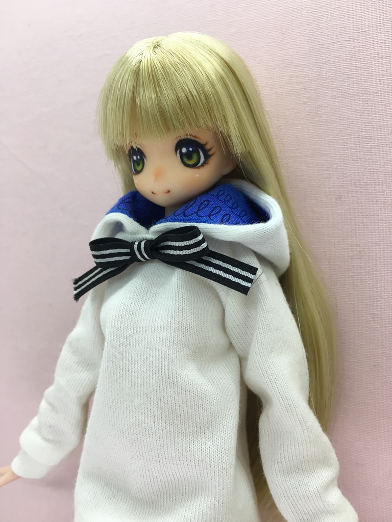 カスタムドール パーカーガールお姉さん