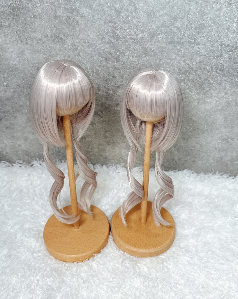 Luna Wigs C23