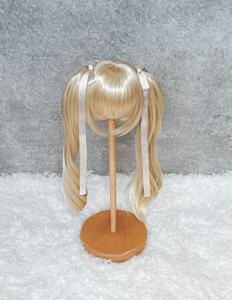 Luna Wigs C27