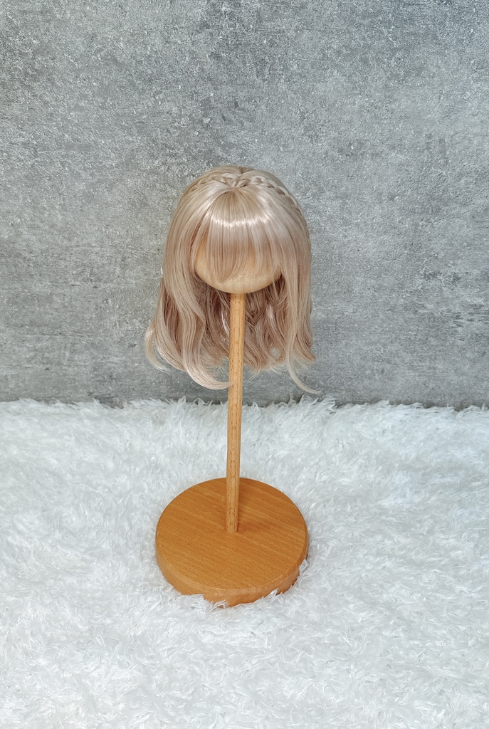 Luna Wigs C40